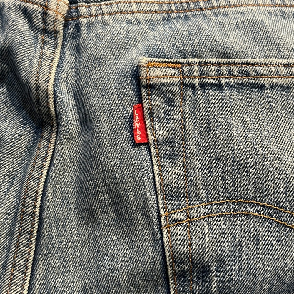 Levis 501 Original Fit Mens Medium Wash Blue Straight Leg Button Fly Jeans 36x32 - Picture 5 of 10
